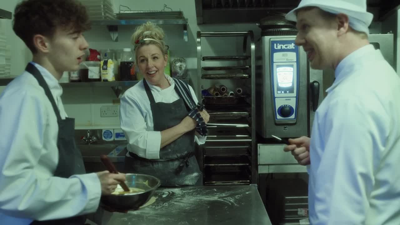 ⁣Boiling Point 2021 1080p BluRay x264 AAC5 1-