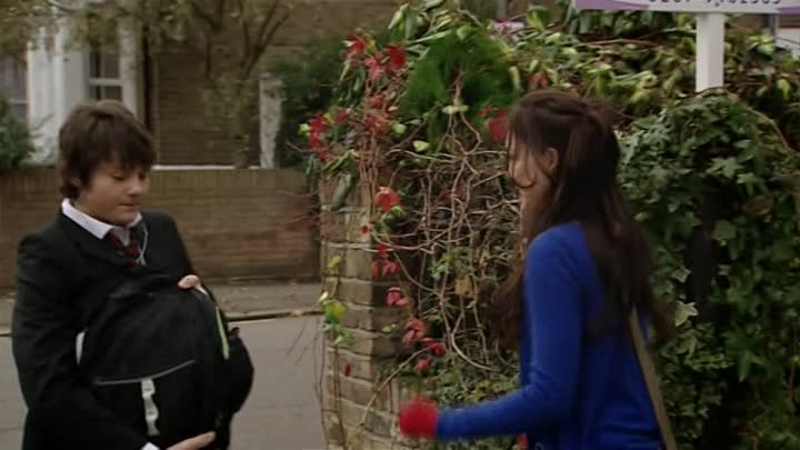 Outnumbered (2007) - S03E04 - The Pigeon