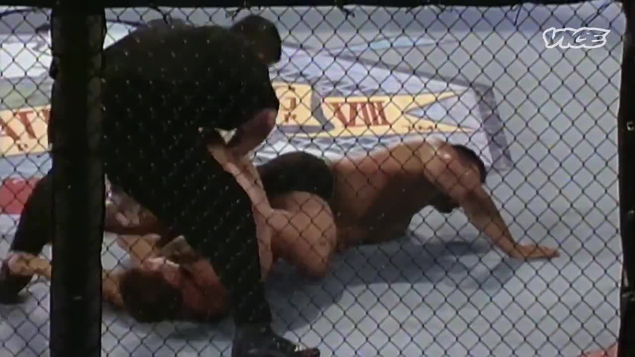 Dark Side of the Cage S01E04