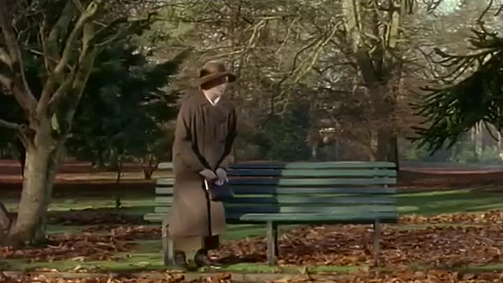 In Suspicious Circumstances -The Great Romancer/The Silent Witness