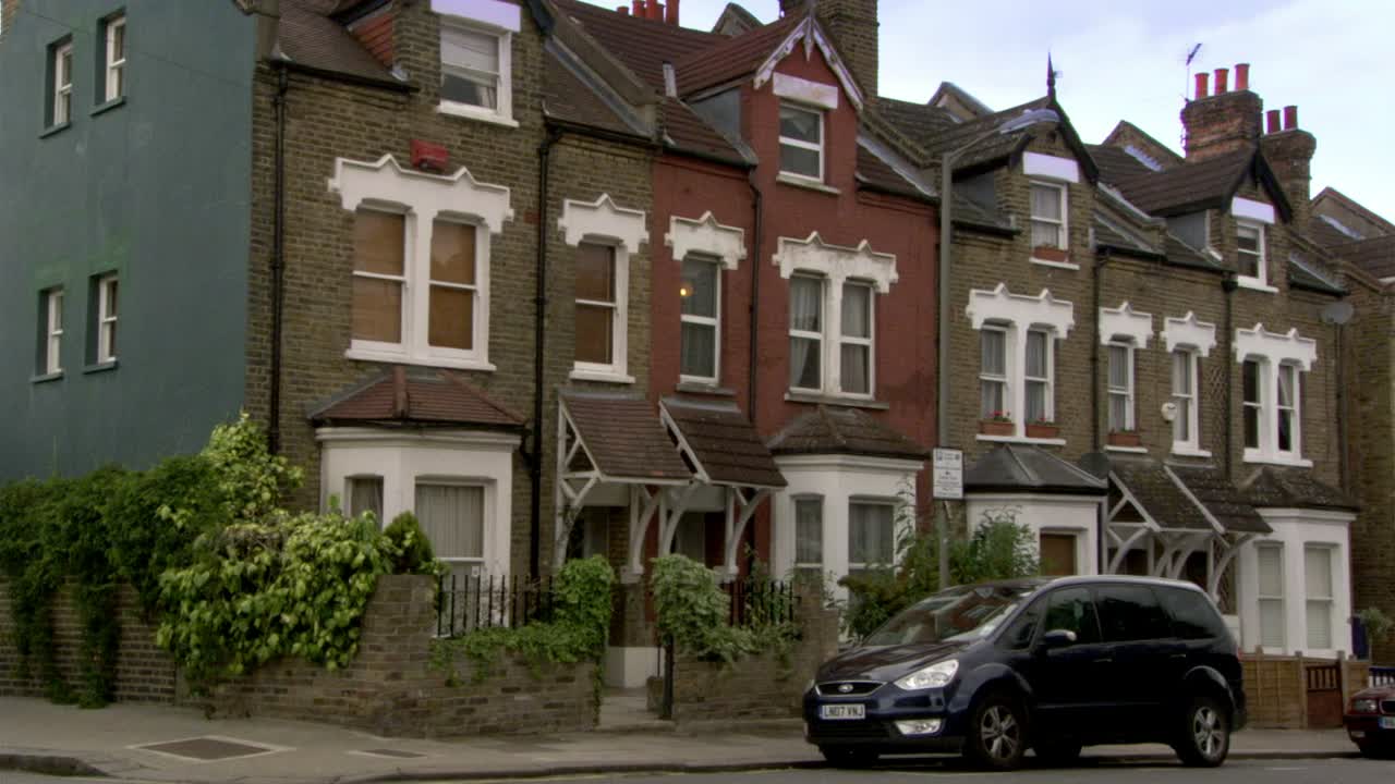 Outnumbered (2007) - S04E03 - The Labrador