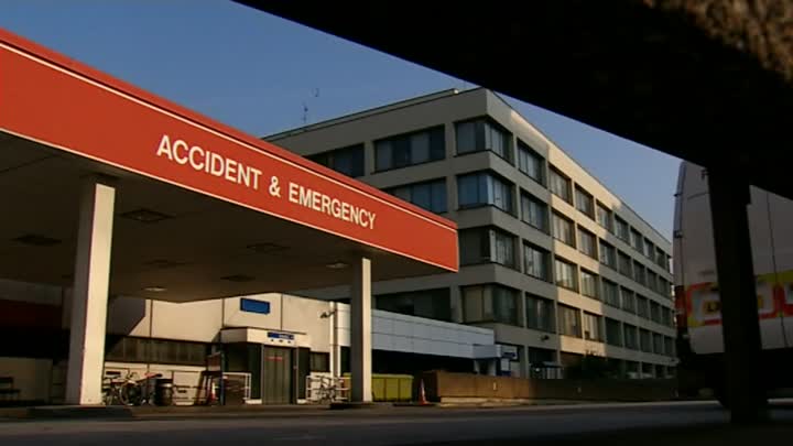 Outnumbered (2007) - S02E07 - The Long Night