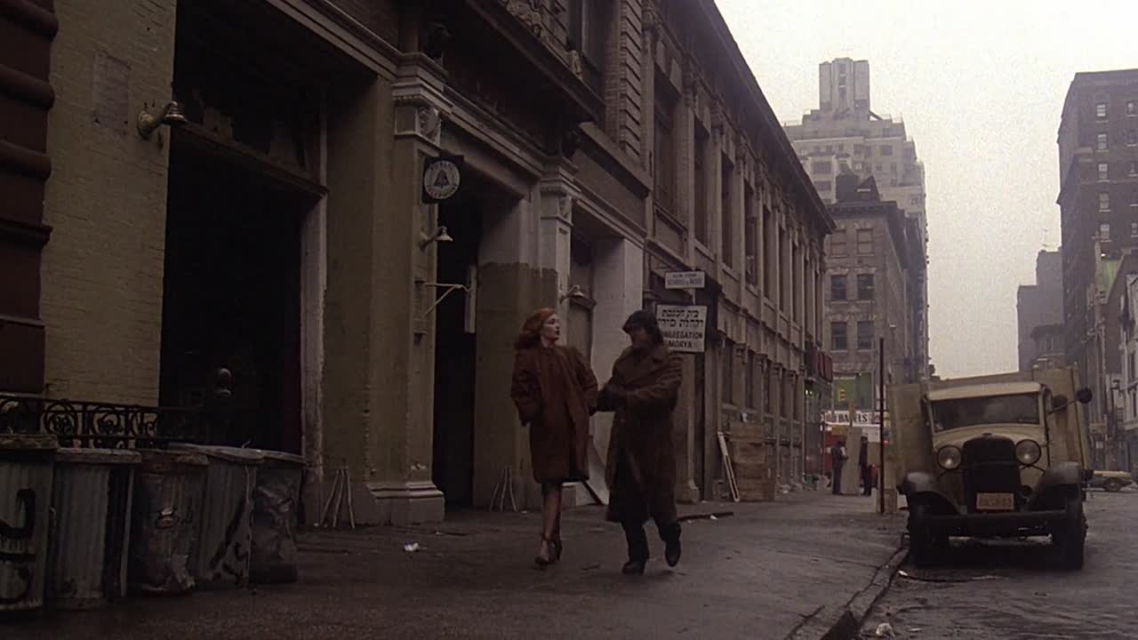 Paradise Alley 1978 1080p BluRay x264 YIFY