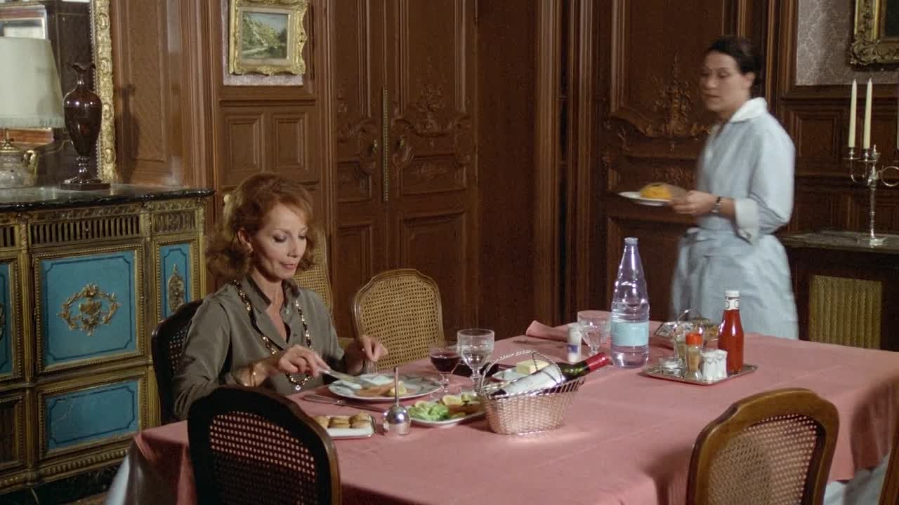 ⁣La Gueule De L Autre 1979 FRENCH 1080p BluRay x264 AAC-