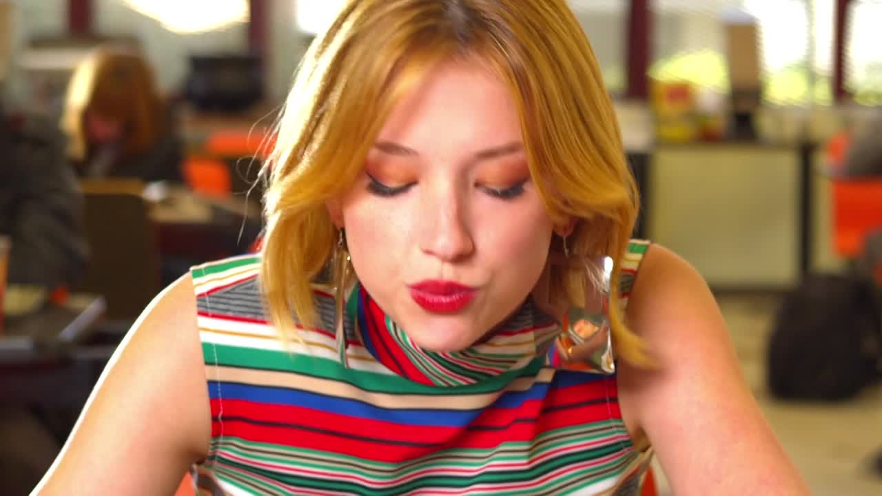 Kaboom 2010 1080p BluRay x264-[YTS AG]