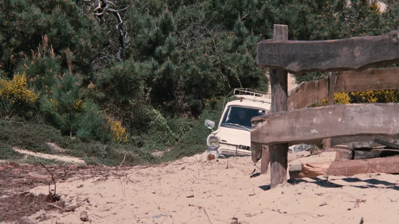 Le Secret 1974 FRENCH 1080p WEBRip x264 AAC-