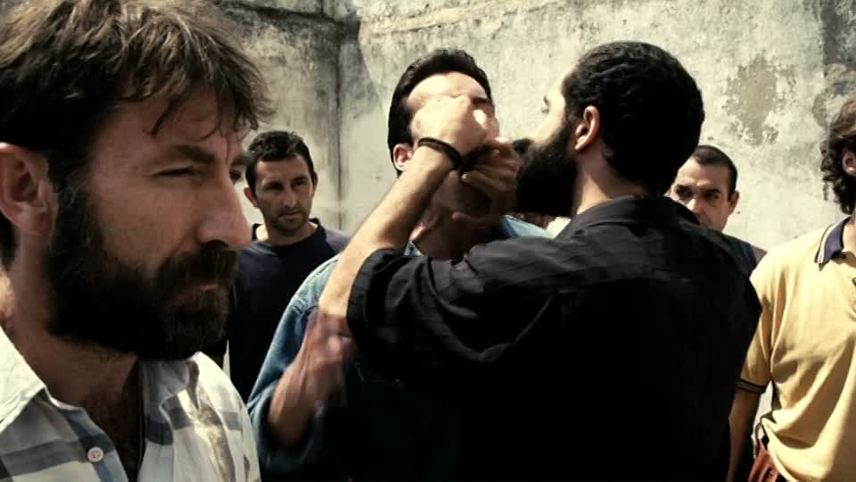 Unit 7 2012 SPANISH HC ENG SUBS 720p BluRay x264 AAC-