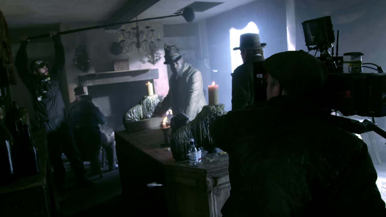 S02 - Behind the Scenes