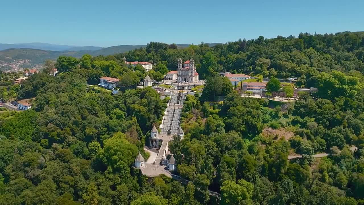 ⁣Portugal with Michael Portillo S01E02 -Braga and Ponte De Lima