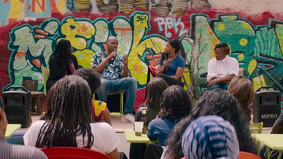 ⁣Tout Simplement Noir 2020 FRENCH 720p BluRay DTS x264-UTT