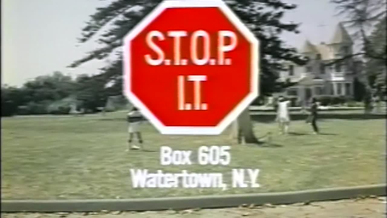 ⁣Loose Shoes 1978 1080p WEBRip x264 AAC-