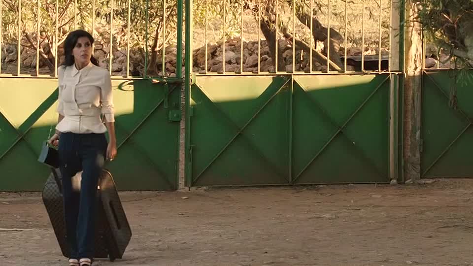 ⁣Paris à tout Prix 2013 FRENCH 1080p HDLight x264 AC3-Wawacity TIPS