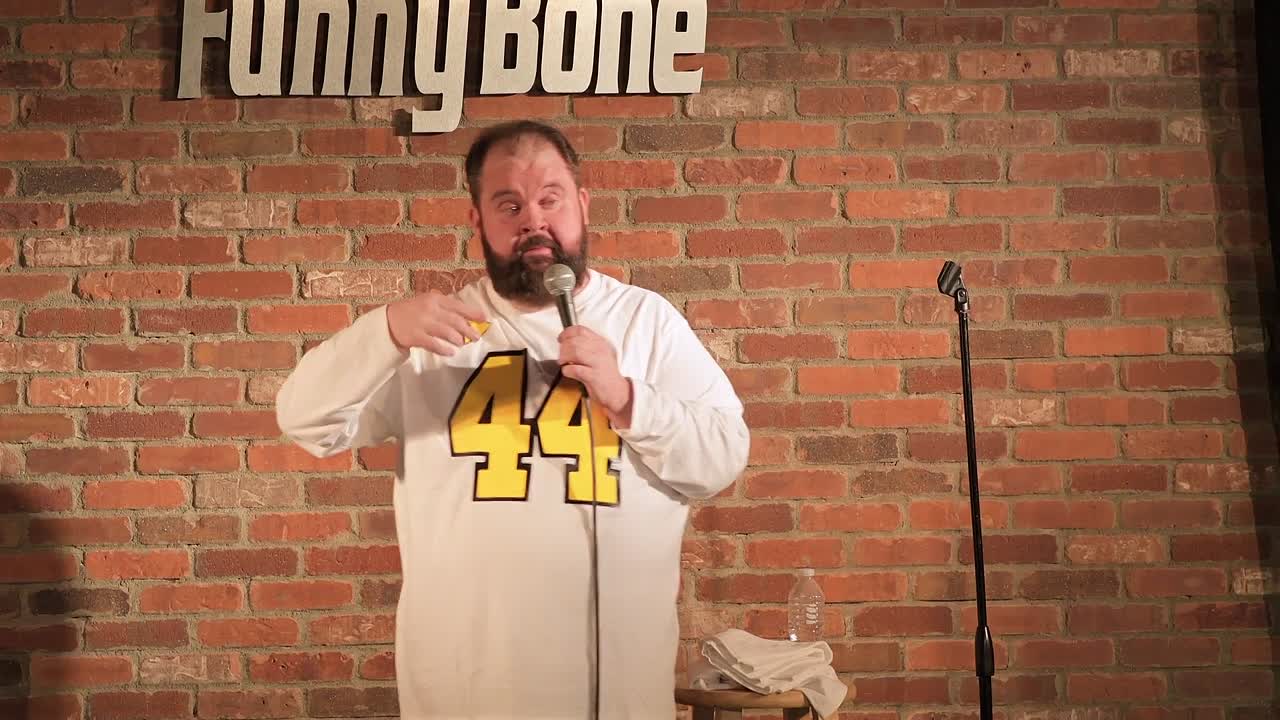 ⁣Tim Loulies Sugar Glider 2025 1080p WEBRip x264 AAC-