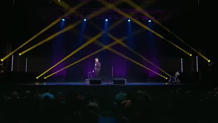 Gay Guys vs. Straight Dudes