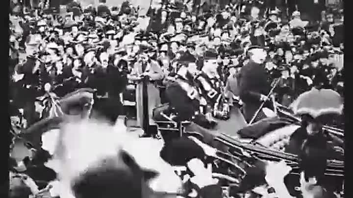 The Mistress Who Blackmailed a King