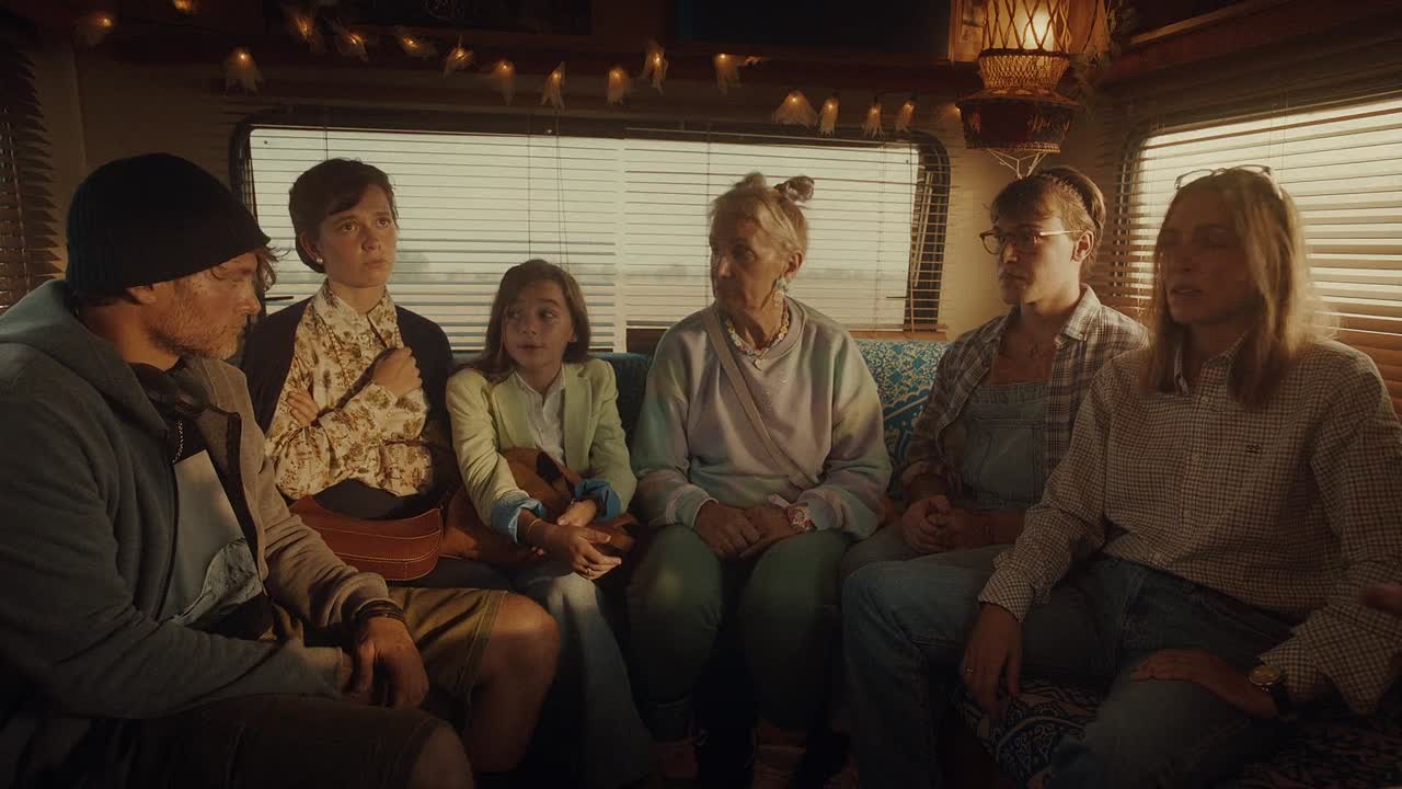 Quien Es Quien 2024 SPANISH HC ENG SUBS 080p BluRay x264 AAC5 1-