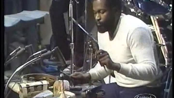 ⁣Saturday Night Live - S06E10 - Deborah Harry, Funky Four Plus One