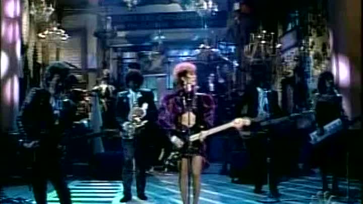 ⁣Saturday Night Live - S11E02 - Chevy Chase, Sheila E