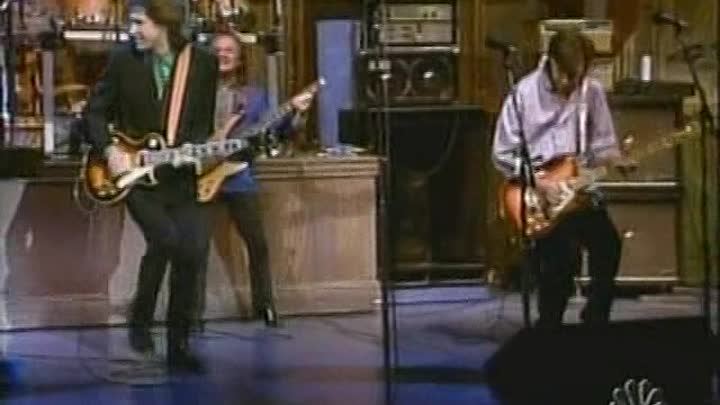 ⁣Saturday Night Live - S10E06 - Ed Asner, The Kinks