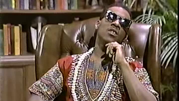 ⁣Saturday Night Live - S10E09 - Eddie Murphy, Robert Plant and the Honeydrippers