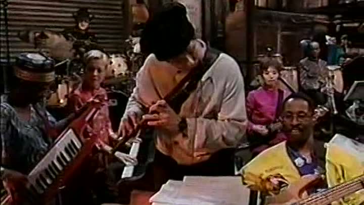 ⁣Saturday Night Live - S21E17 - Steve Forbes, Rage Against the Machine