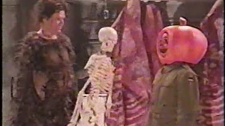 ⁣Saturday Night Live - S26E15 - Julia Stiles, Aerosmith