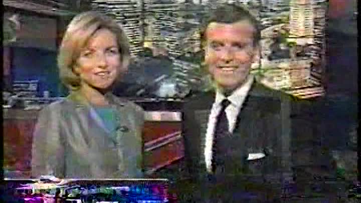 ⁣Saturday Night Live - S26E17 - Renee Zellweger, Eve and Gwen Stefani