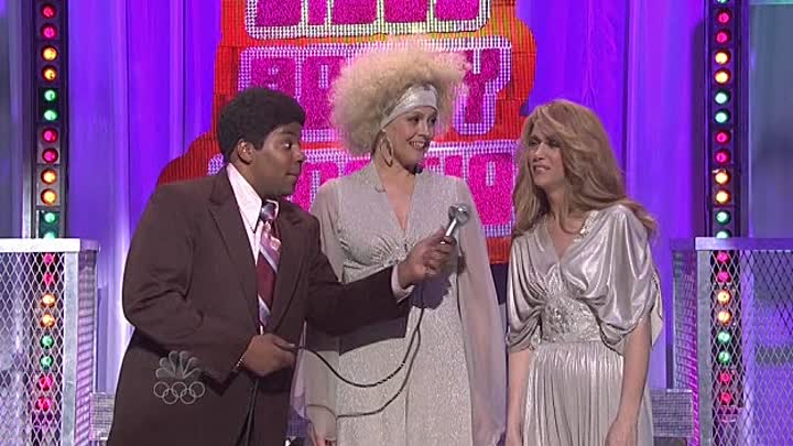 ⁣Saturday Night Live S35E12 Sigourney Weaver