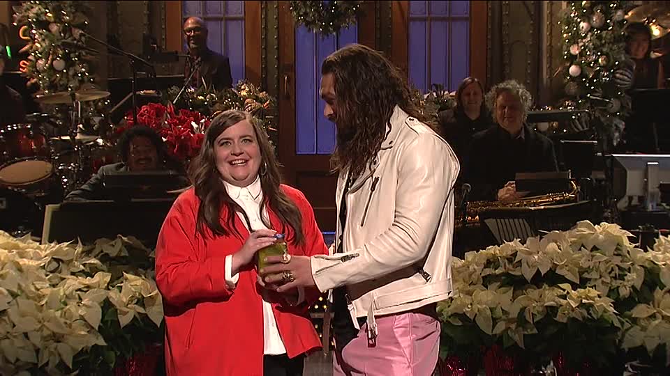 ⁣saturday night live s44e08 jason momoa web x264-tbs[eztv]
