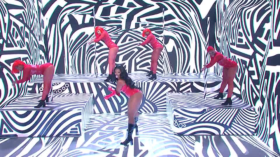 ⁣Saturday Night Live S46E01 Chris Rock WEB h264-WEBTUBE