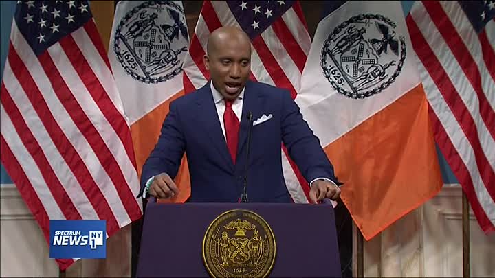 Saturday Night Live S47E10 Ariana DeBose and Bleachers HDTV x264-CRiMSON