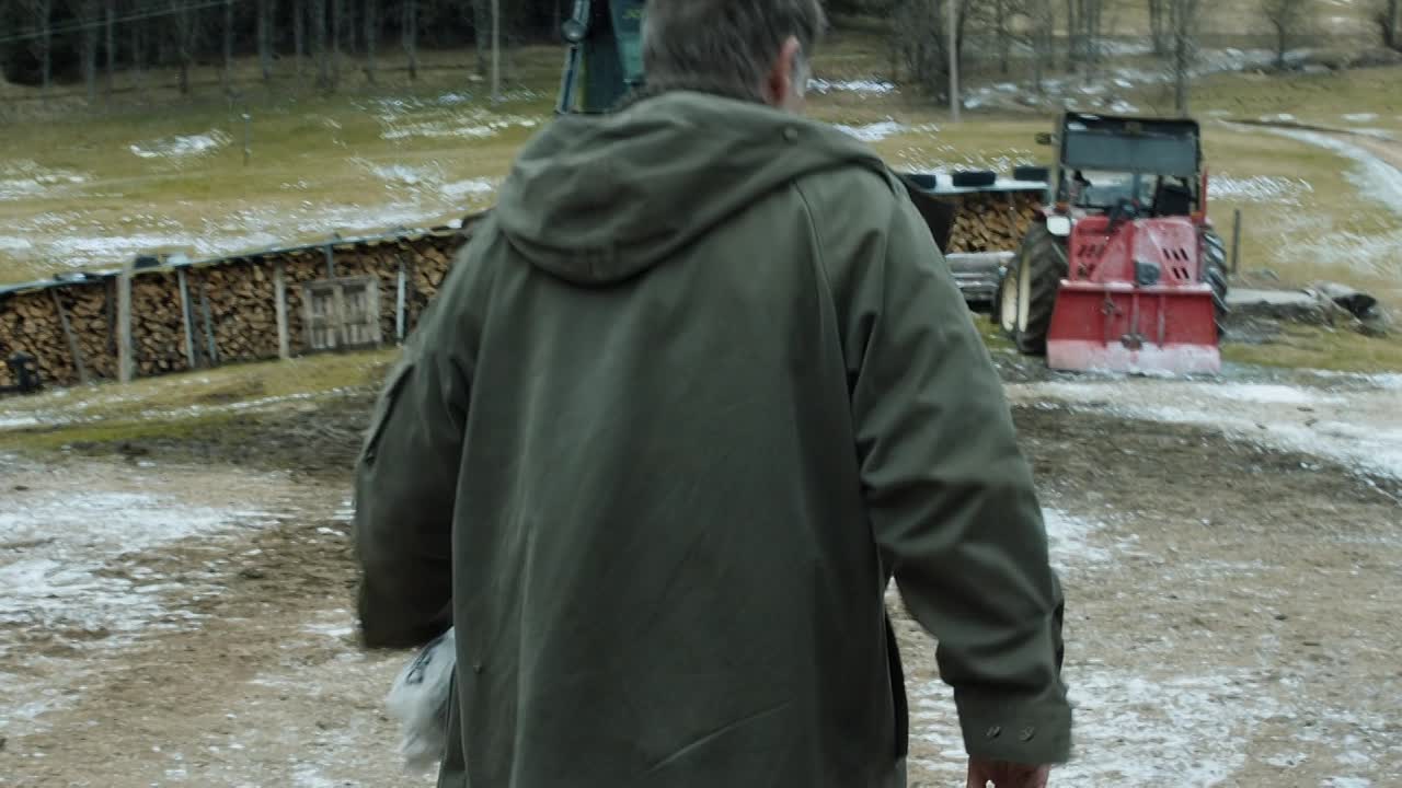 ⁣Un Ours dans le Jura 2025 FRENCH 1080p WEB H264-TyHD