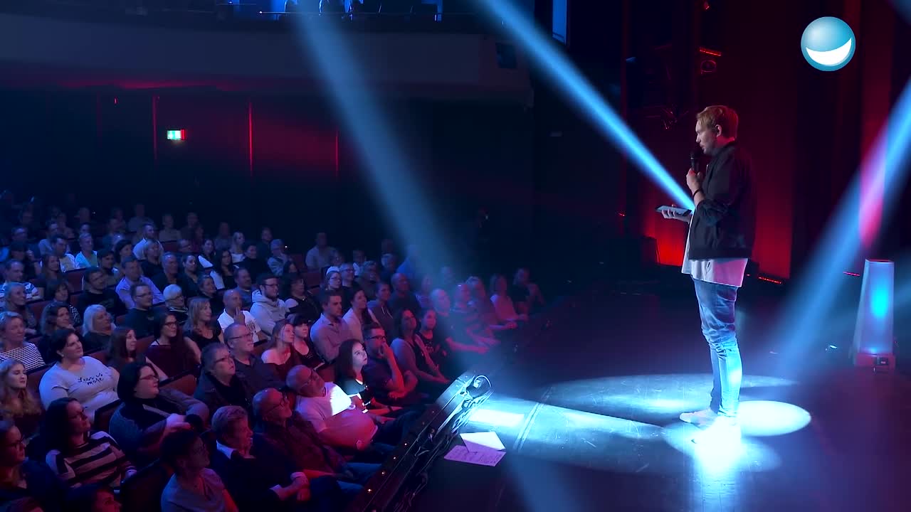 ⁣03 Bildungsreise beim Penny ¦ Bastian Bielendorfer (1080p_25fps_H264-128kbit_AAC)