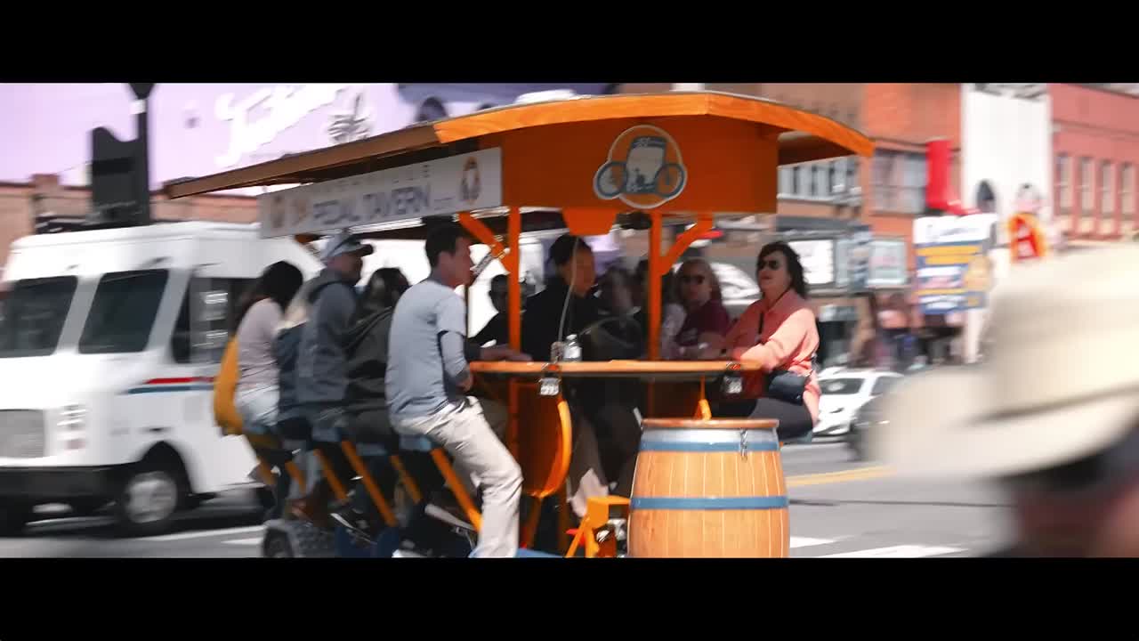 ⁣What’s Crashing Out Harder- DOGE or Tesla¿ (1080p_24fps_H264-128kbit_AAC)