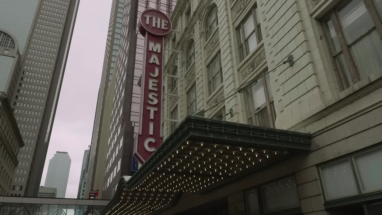 ⁣Adolescence Is #1 on Netflix—and It’s Got the Manosphere Shook (1080p_24fps_H264-128kbit_AAC)