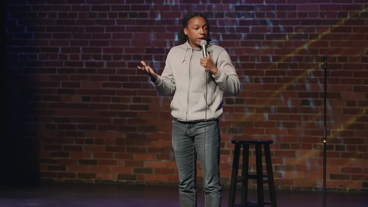 ⁣100 Men vs 1 Gorilla- A Battle of Brawn, Brains, and Bad Ideas (1080p_24fps_H264-128kbit_AAC)