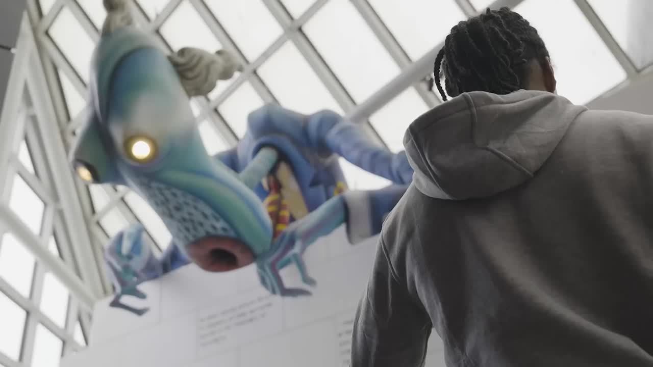 ⁣When AI Competes- Deepseek Vs Open AI Explained (1080p_24fps_H264-128kbit_AAC)