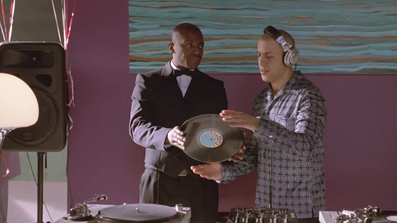 ⁣Slow Burn 2005 WEBRip x264 AAC