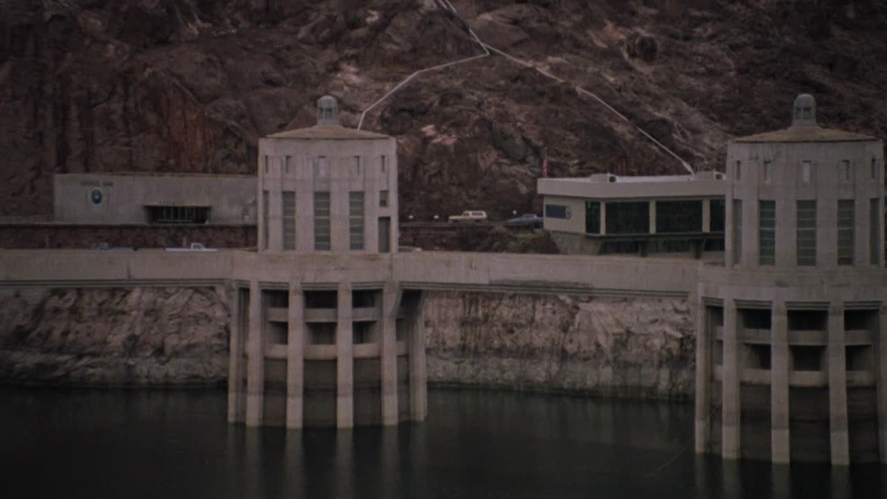 To The Limit 1995 1080p BluRay x264 AAC-