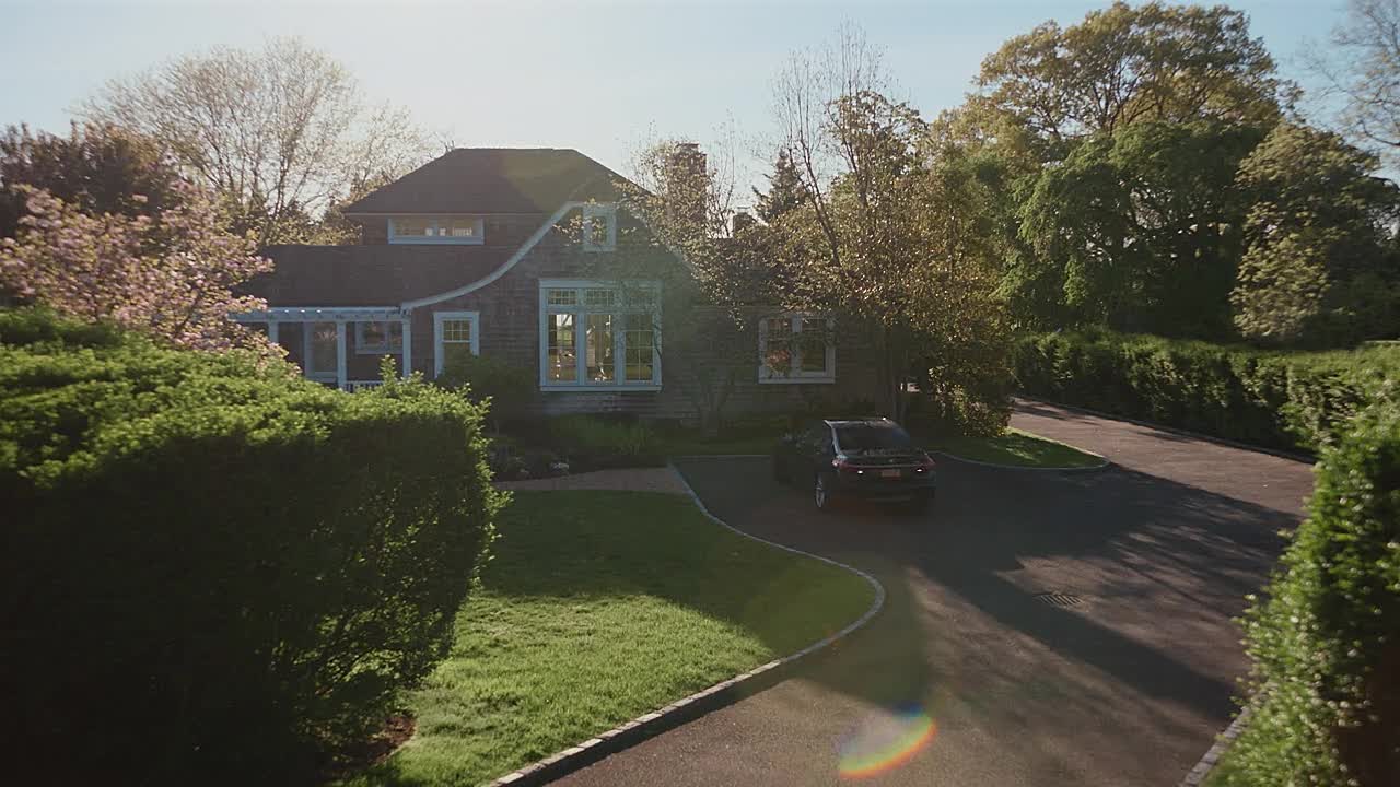 Fleishman Is In Trouble S01E02