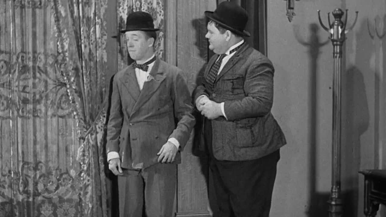 ⁣Another Fine Mess 1930 1080p BluRay x264-[YTS AM]