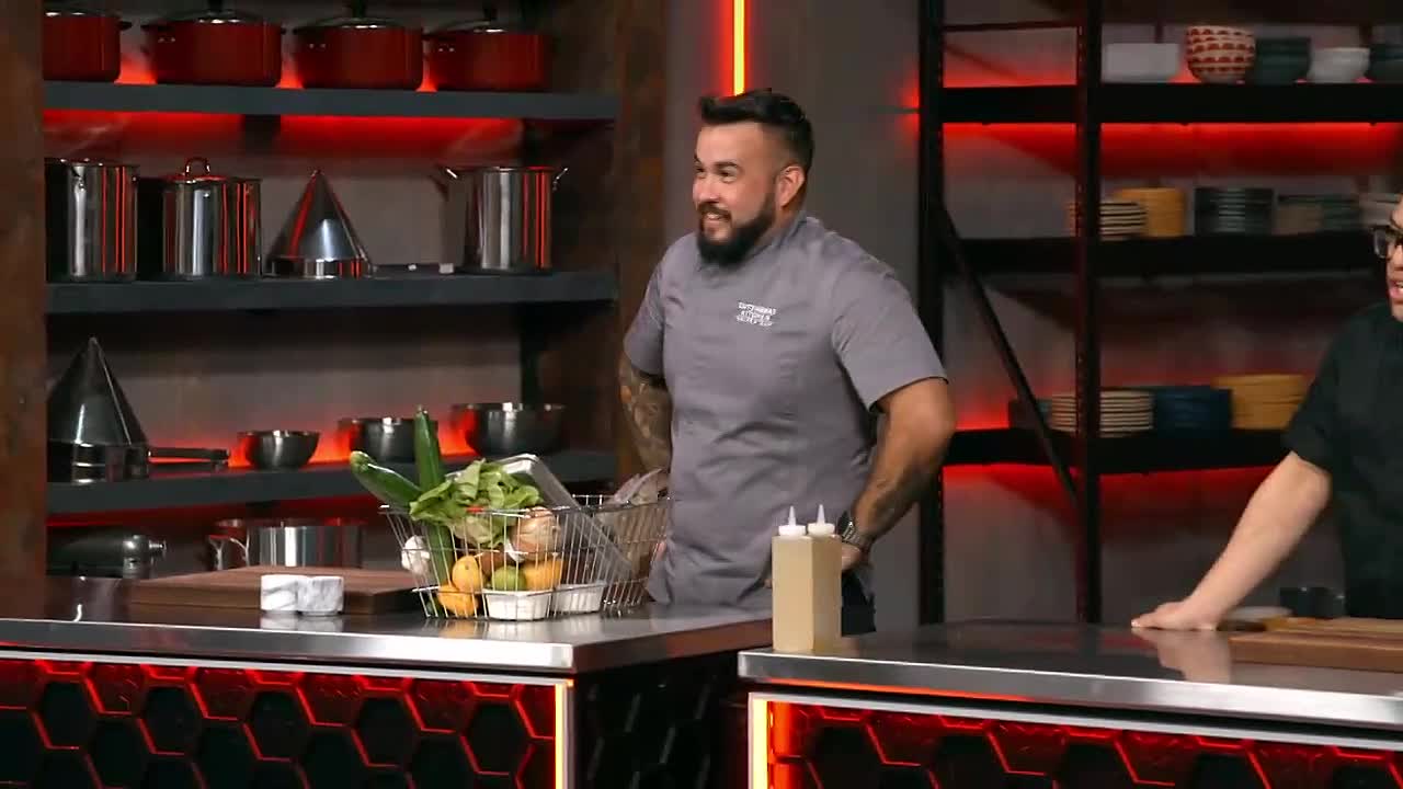 Cutthroat Kitchen Knives Out S01E01 -Carry-On Sabotage