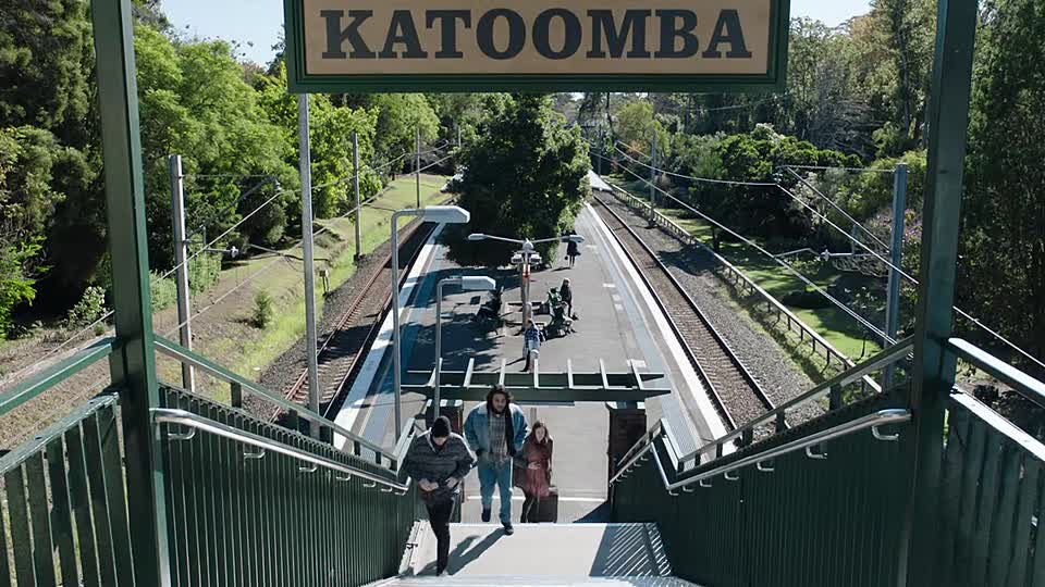 The Secrets She Keeps S01E02