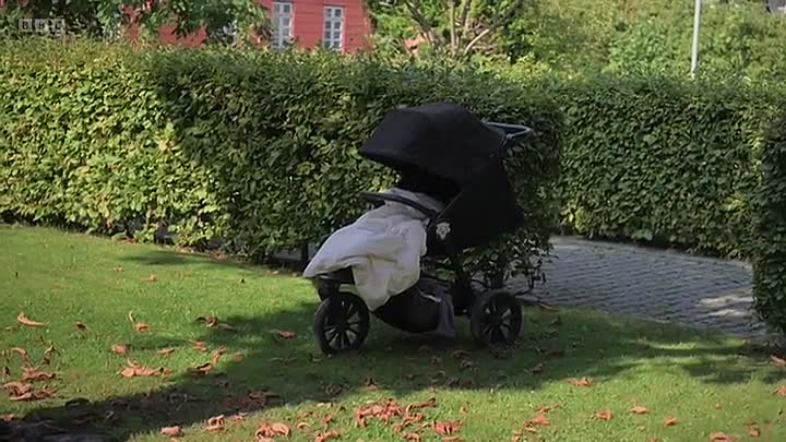 Scandinavia With Simon Reeve S01E03