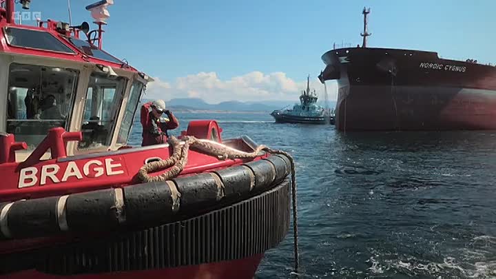 Scandinavia With Simon Reeve S01E02