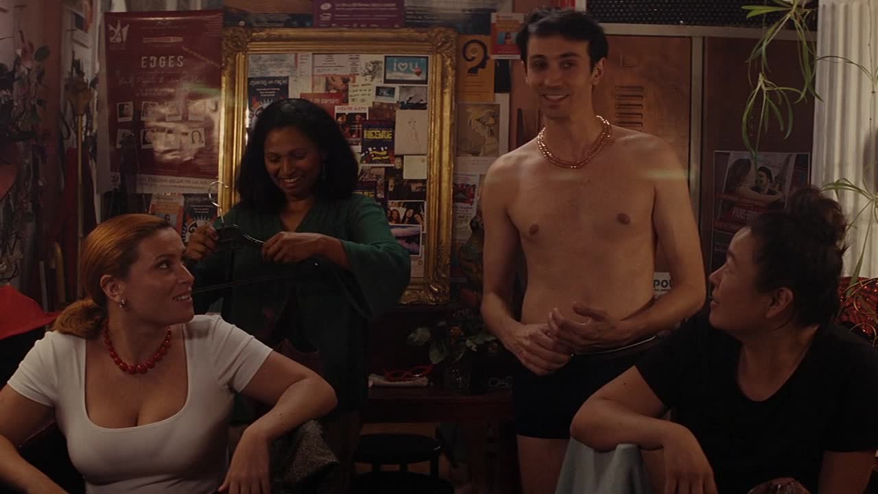 ⁣Dans La Cuisine Des Nguyen 2025 French 720P WEBRIP x264 AAC-Wawacity SHOP