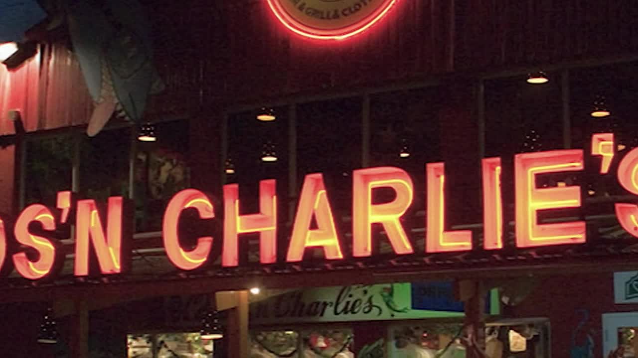 Spring Break Murders S01E07