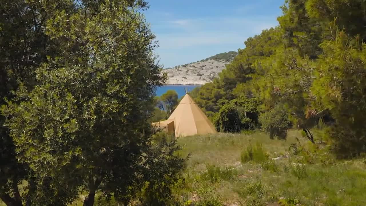 Virgin Island S01E05