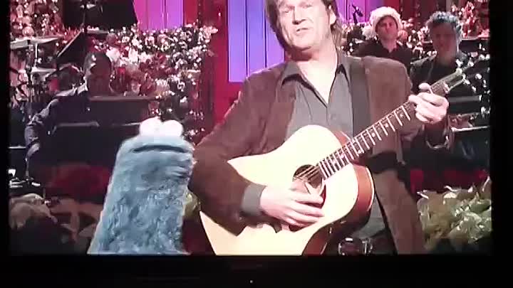 ⁣Jeff Bridges, Cookie Monster SING CHRISTMAS SONG