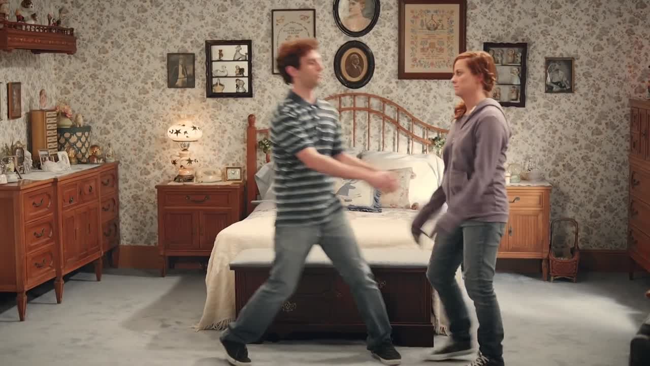 Cut For Time - Christmas at Nanas (Amy Poehler)